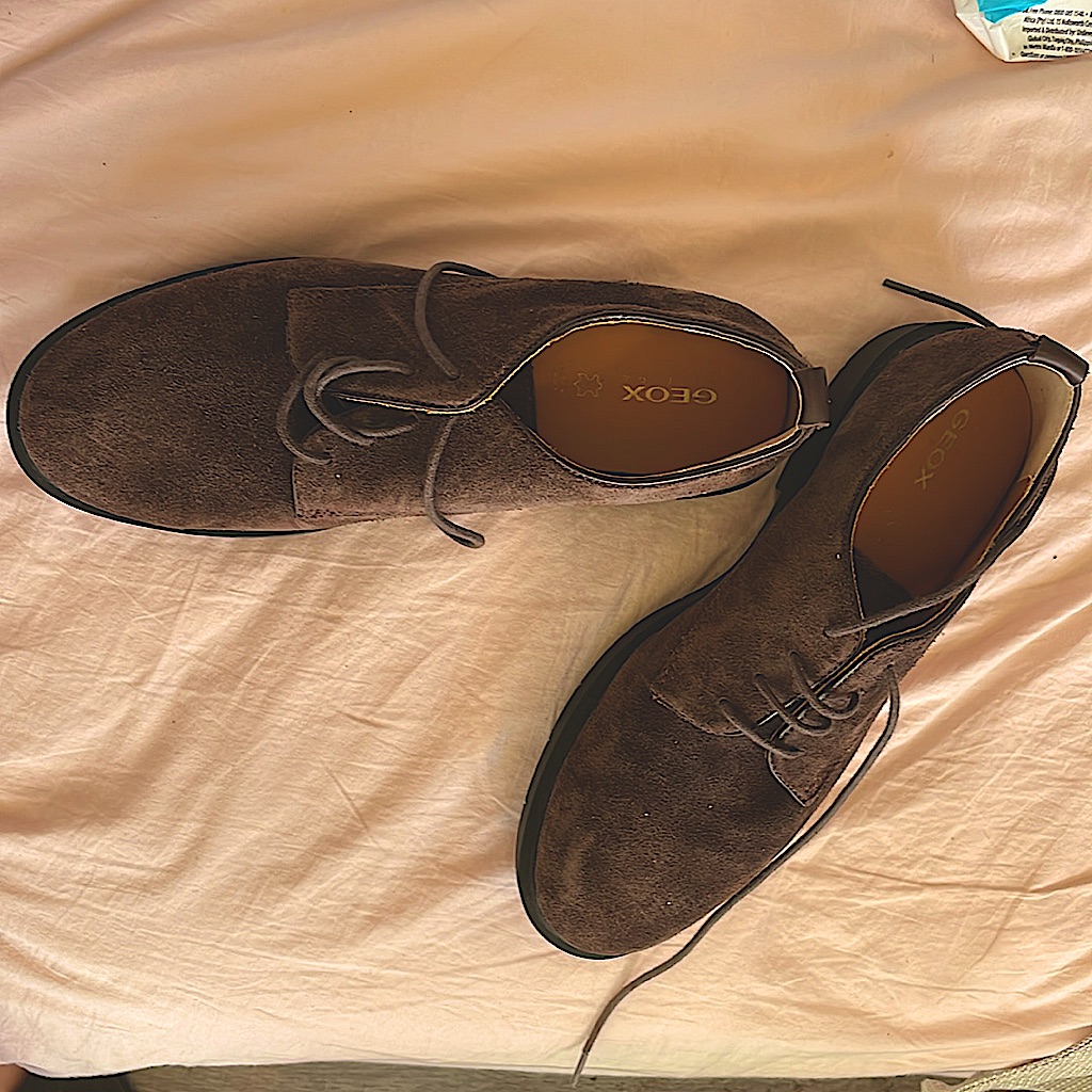 New Geox Suede Leather Oxfords